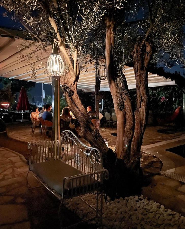 Ata Boutique Hotel Çeşme Eksteriør bilde