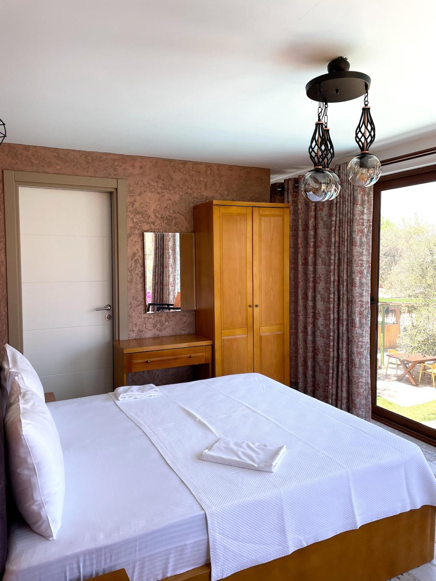 Ata Boutique Hotel Çeşme Eksteriør bilde