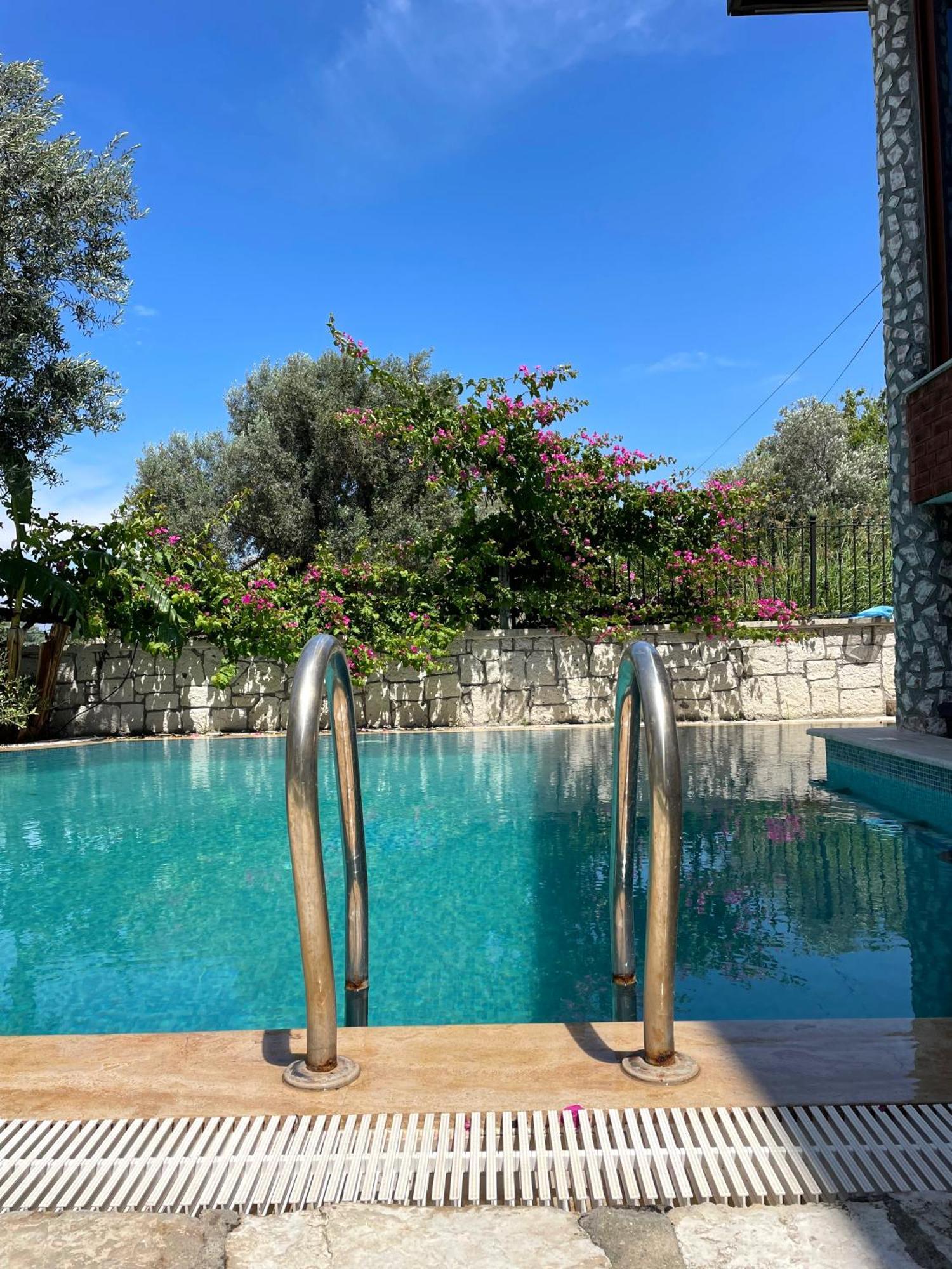 Ata Boutique Hotel Çeşme Eksteriør bilde